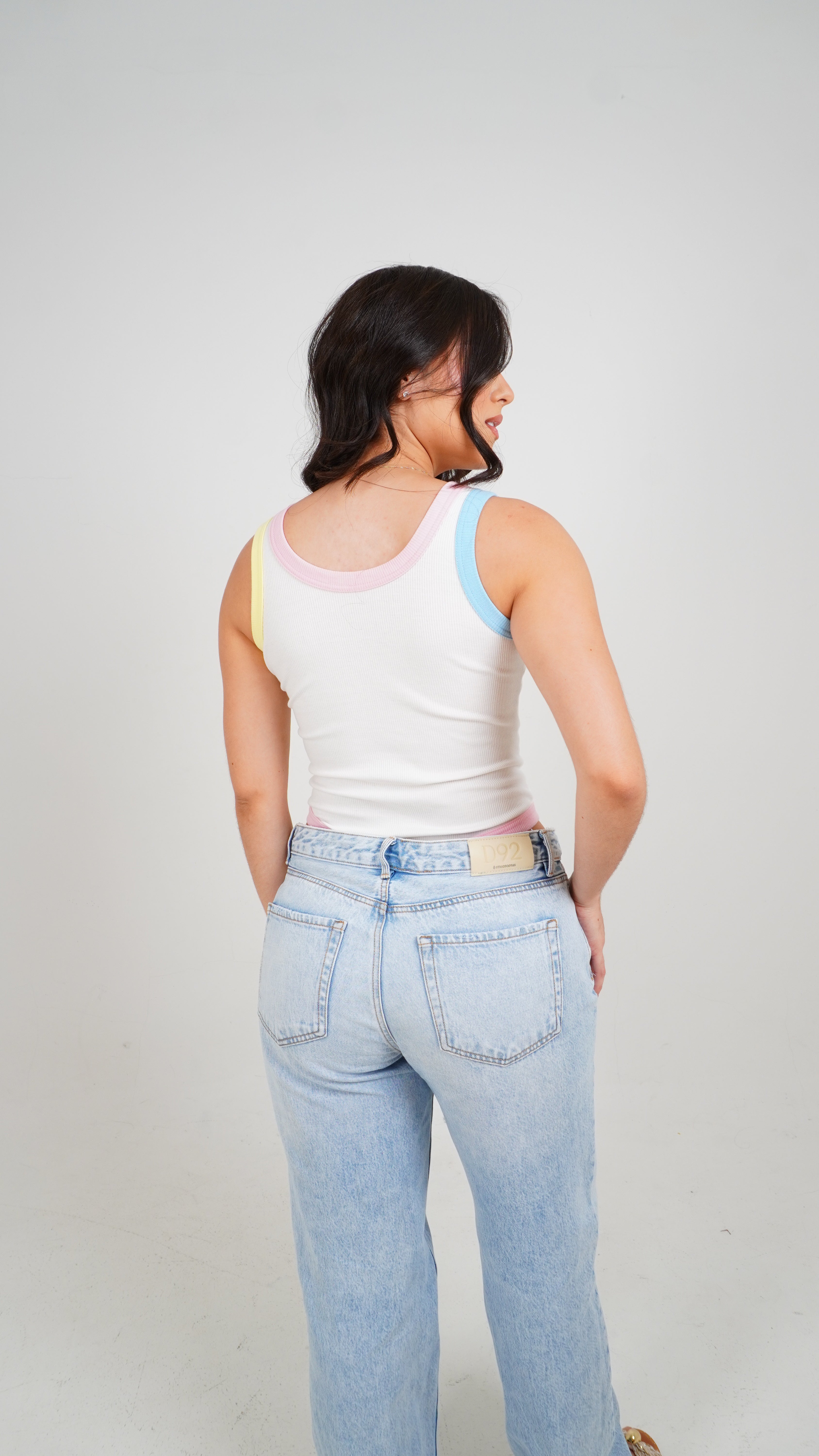 Body RIB Joyshop - Vista lateral modelo sisa