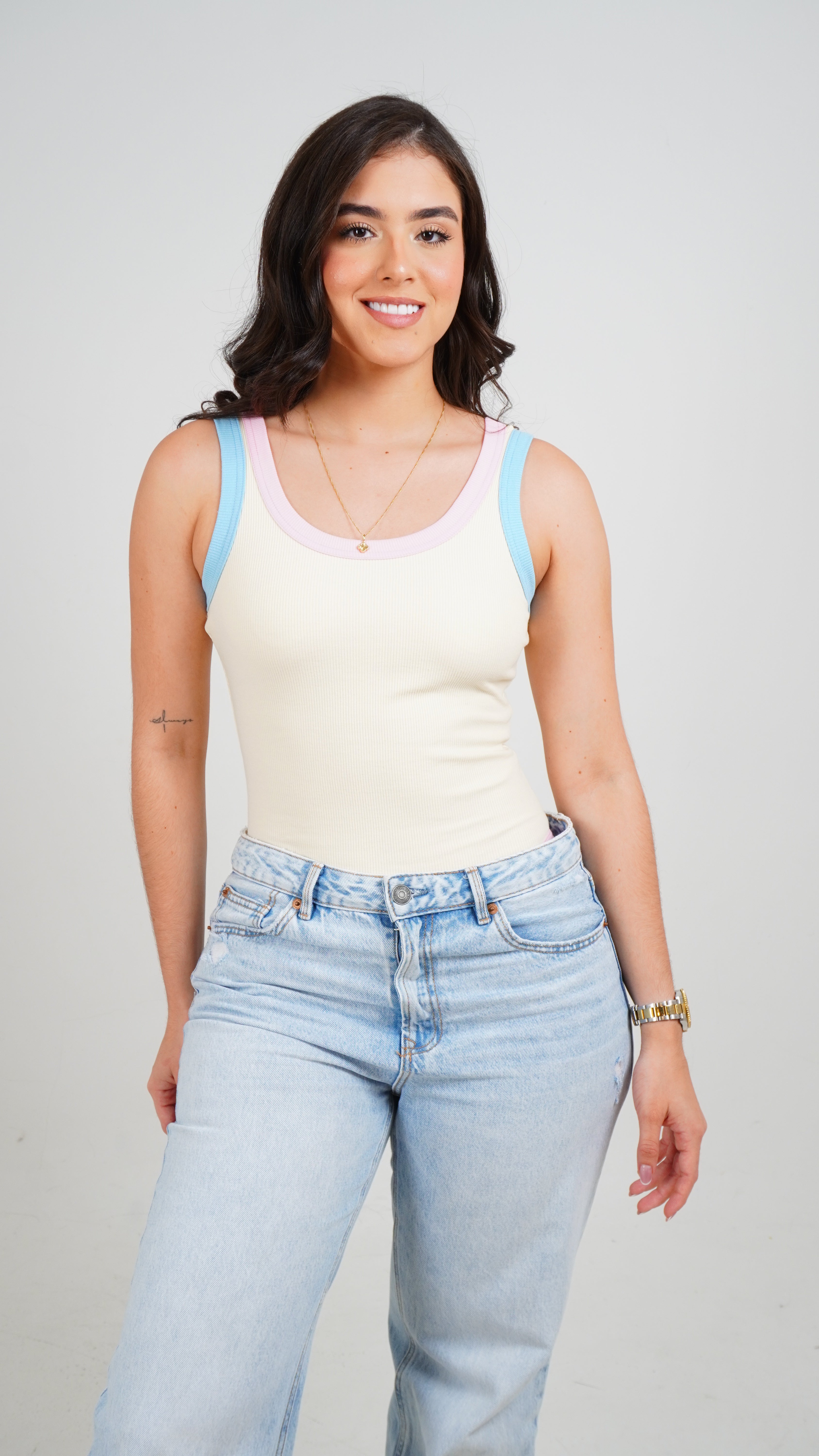 Body RIB Joyshop - Vista frontal amarillo 2