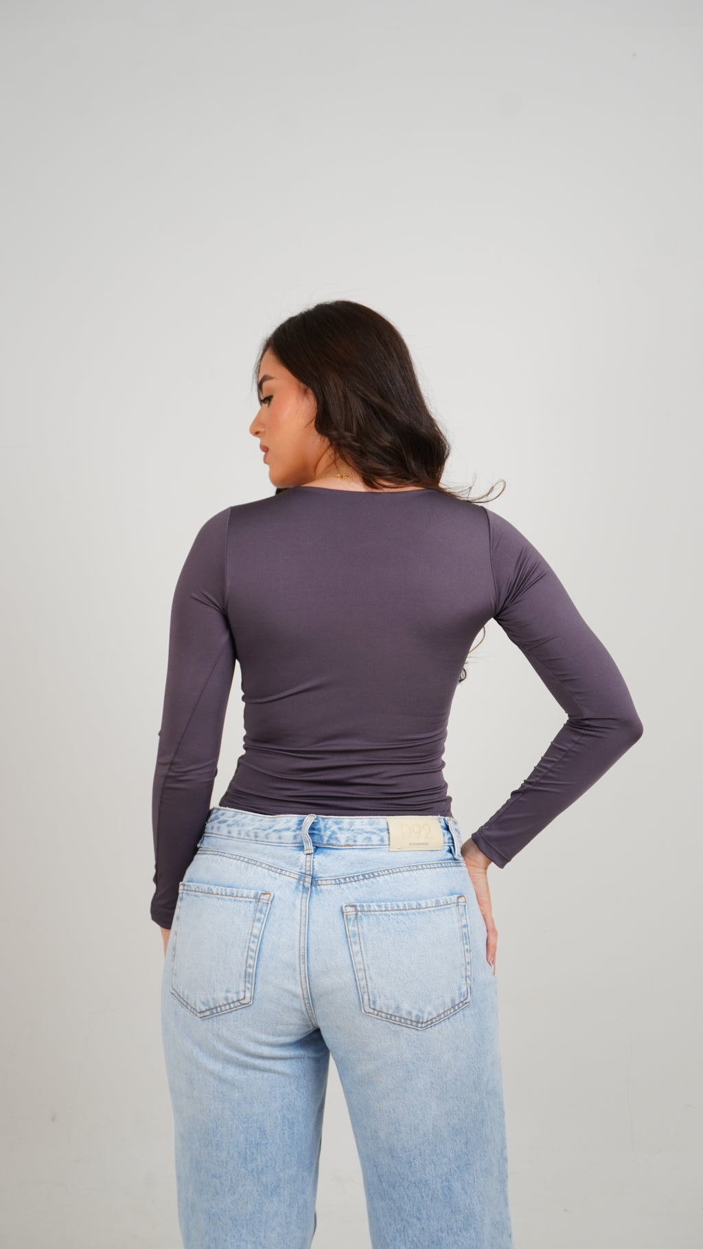 Body Manga Larga con Escote
