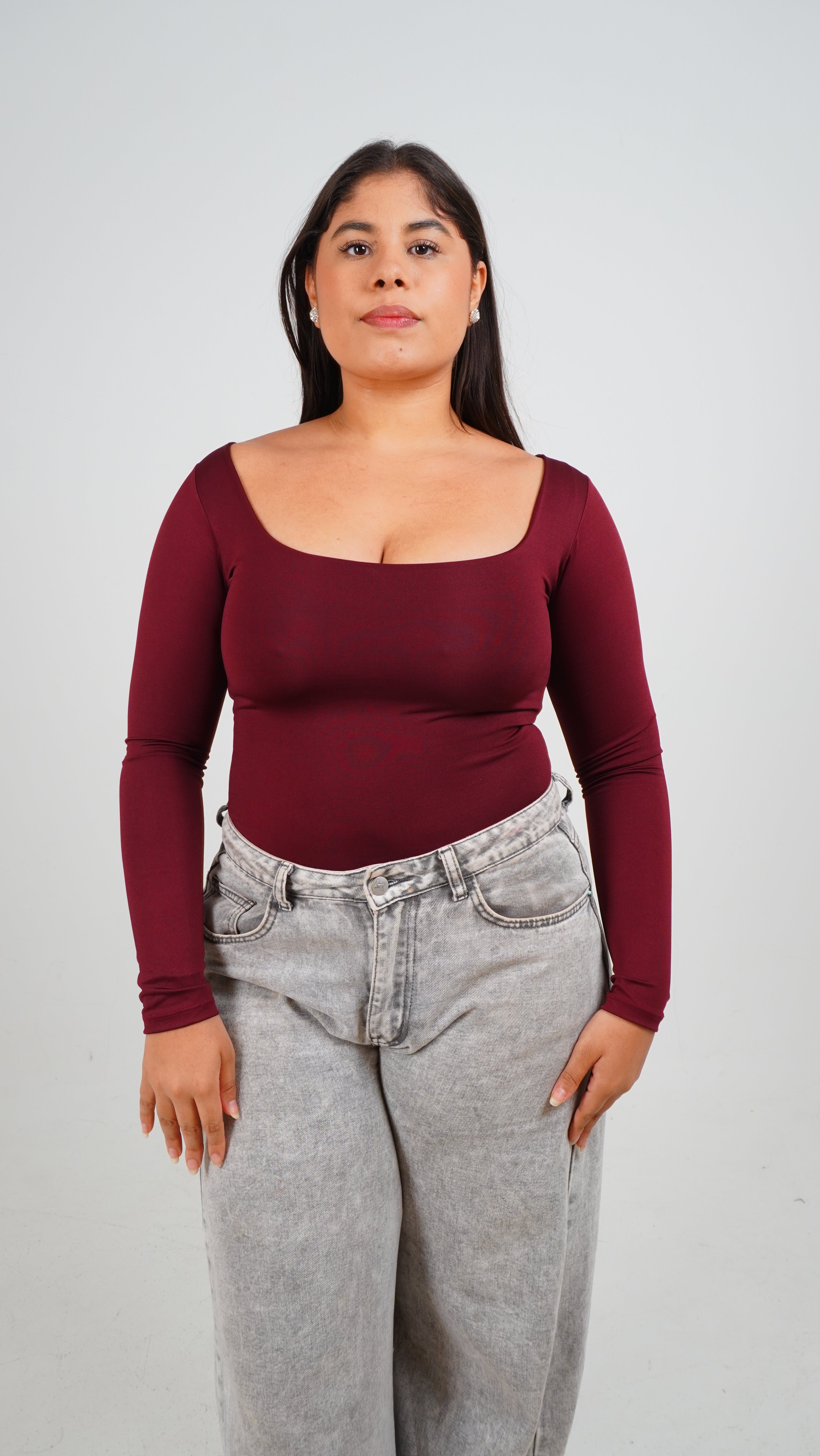 Body Manga Larga con Escote
